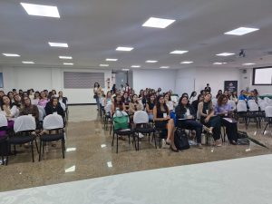 Aula inaugural: Calouros(as) do Cesmac do Agreste são recepcionados(as) com palestras e acolhimento