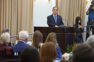 Sessao solene - Comenda Tavares Bastos - Desembragador Orlando Rocha -5