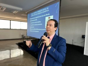 Cesmac do Agreste reúne comunidade, profissionais e estudantes em aula sobre Direito Previdenciário