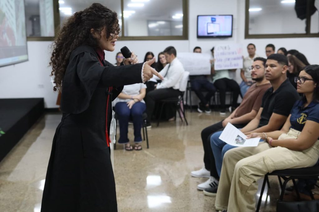 Cesmac do Agreste promove Júri Simulado para alunos(as) do primeiro período do curso de Direito
