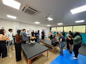 Minicurso da Faculdade Cesmac do Agreste alia teoria e prática na formação em Fisioterapia