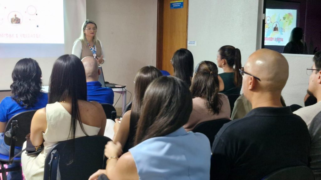 Aula inaugural de Psicanálise marca nova etapa na formação de estudantes de Psicologia